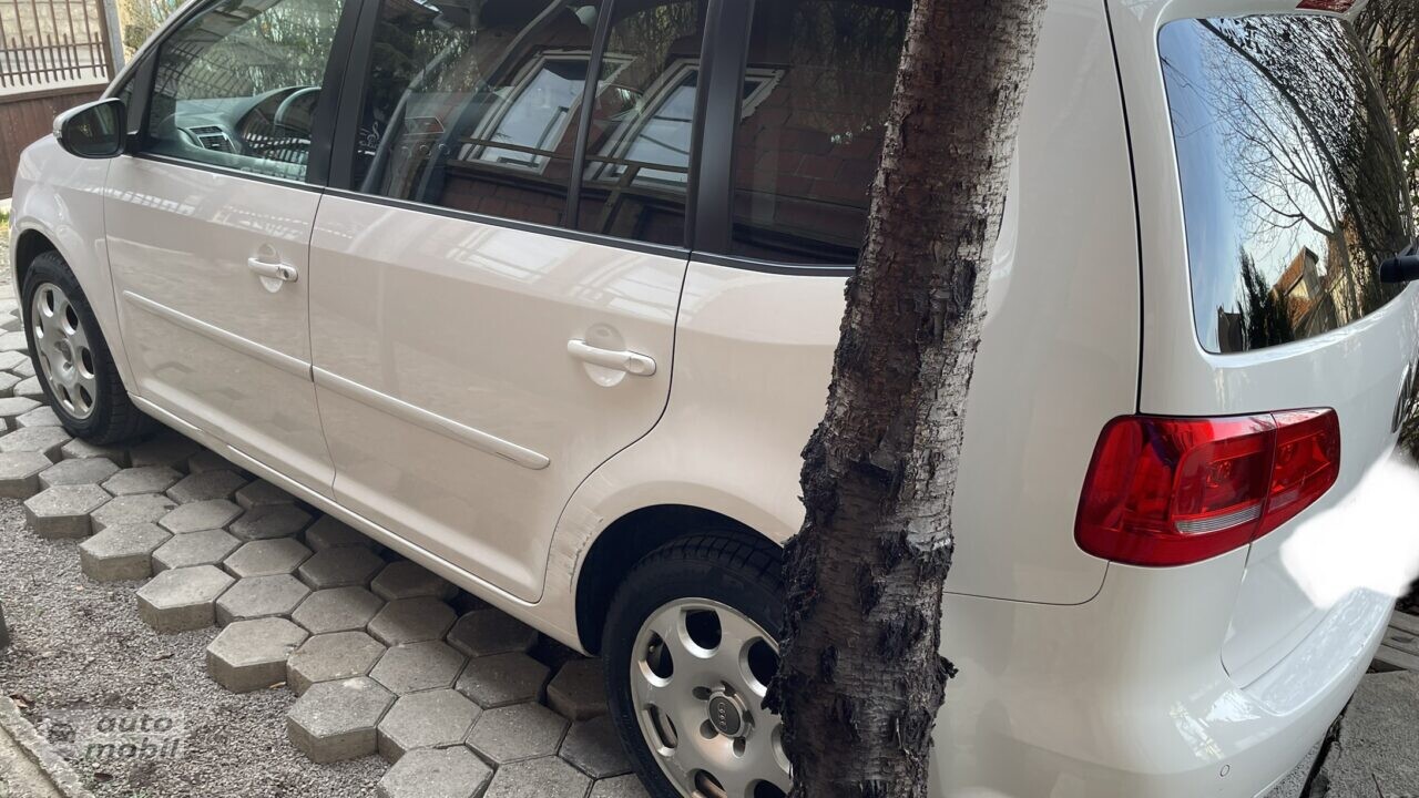 VW TOURAN 1.6 TDI – FULL EXTRA – RKS TABELAT – AUTOMATIK DSG