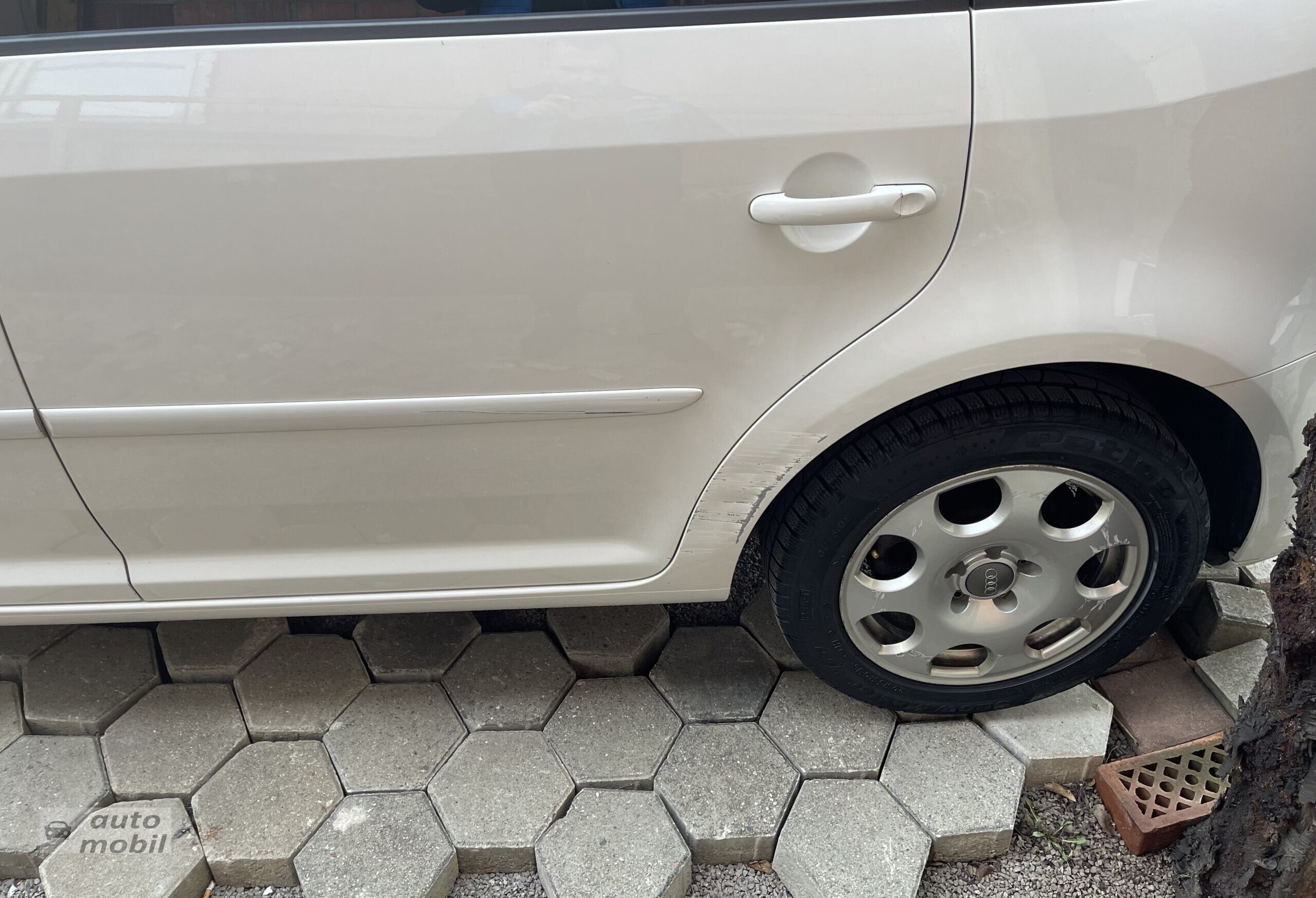 VW TOURAN 1.6 TDI – FULL EXTRA – RKS TABELAT – AUTOMATIK DSG