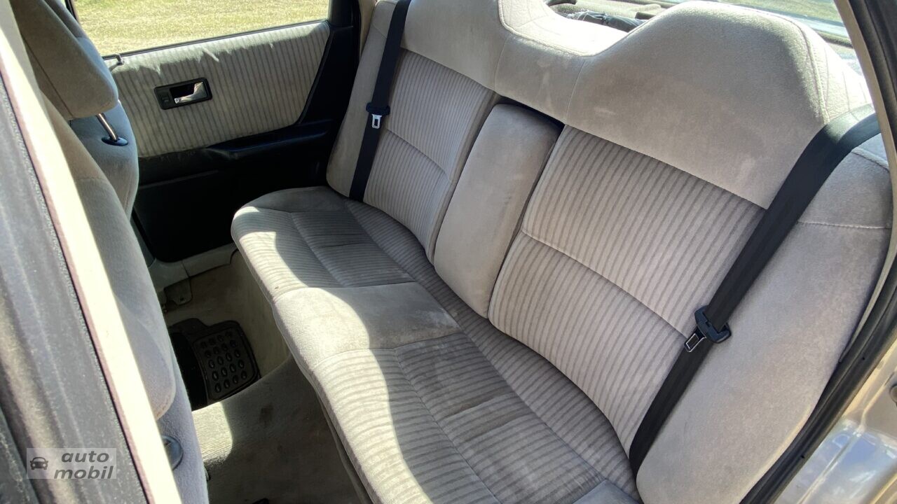 Audi 80