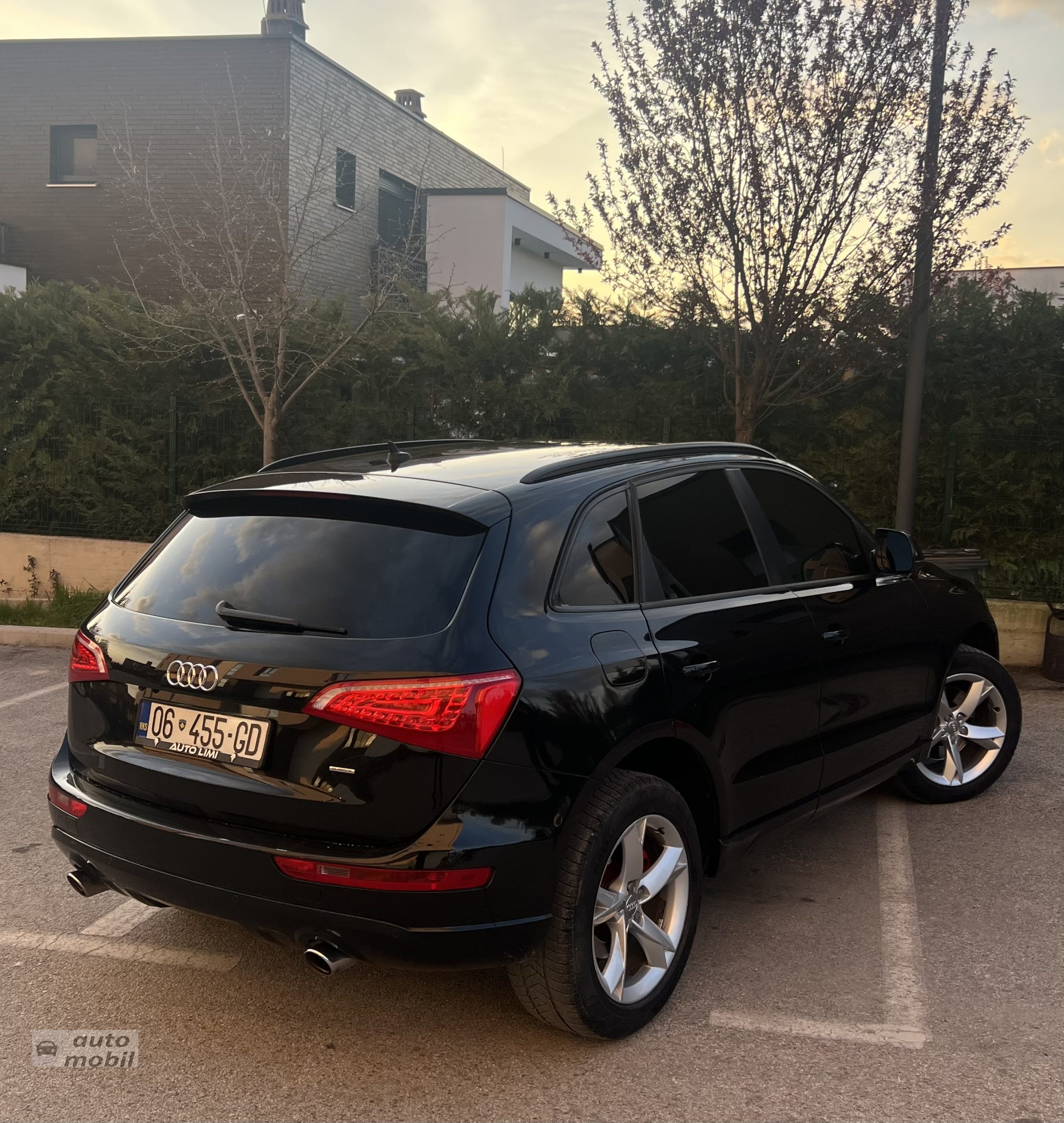 – Audi Q5 3.0TDI , Quattro , S-Line , Viti:11.2010, i Regjistrum RKS
