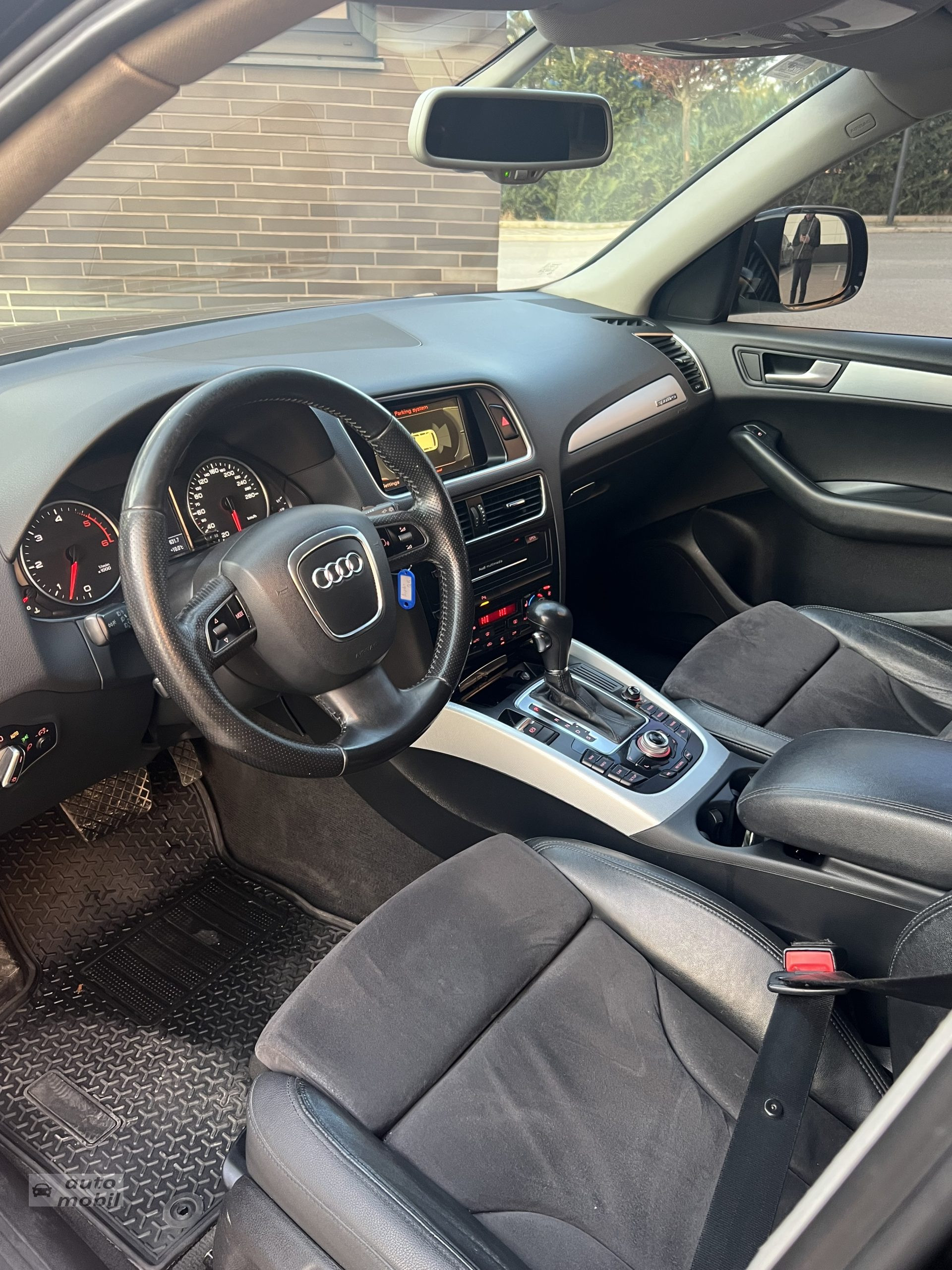 – Audi Q5 3.0TDI , Quattro , S-Line , Viti:11.2010, i Regjistrum RKS