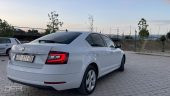 Shes SKODA Octavia
