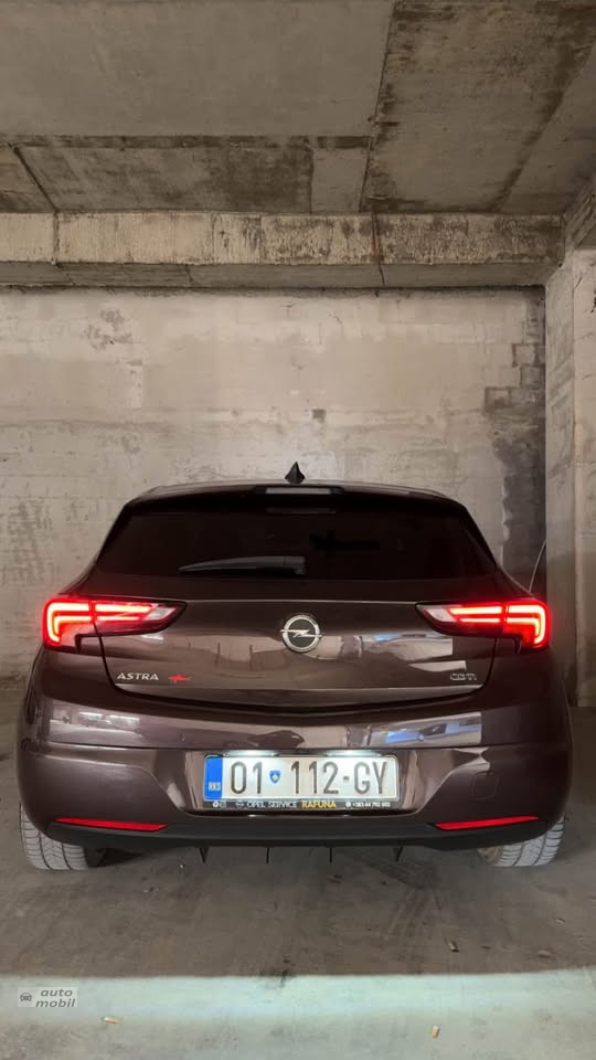 Opel Astra K