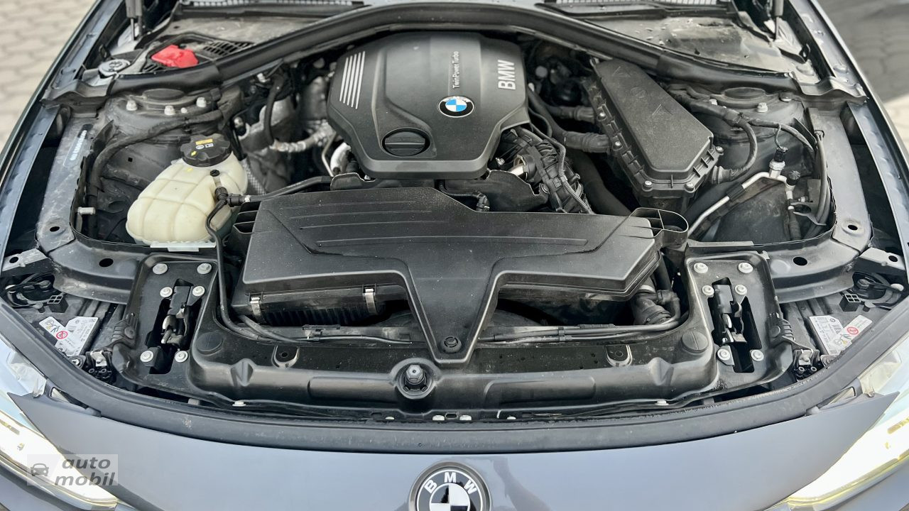 BMW 320D F30- LCI M/Packet 2015