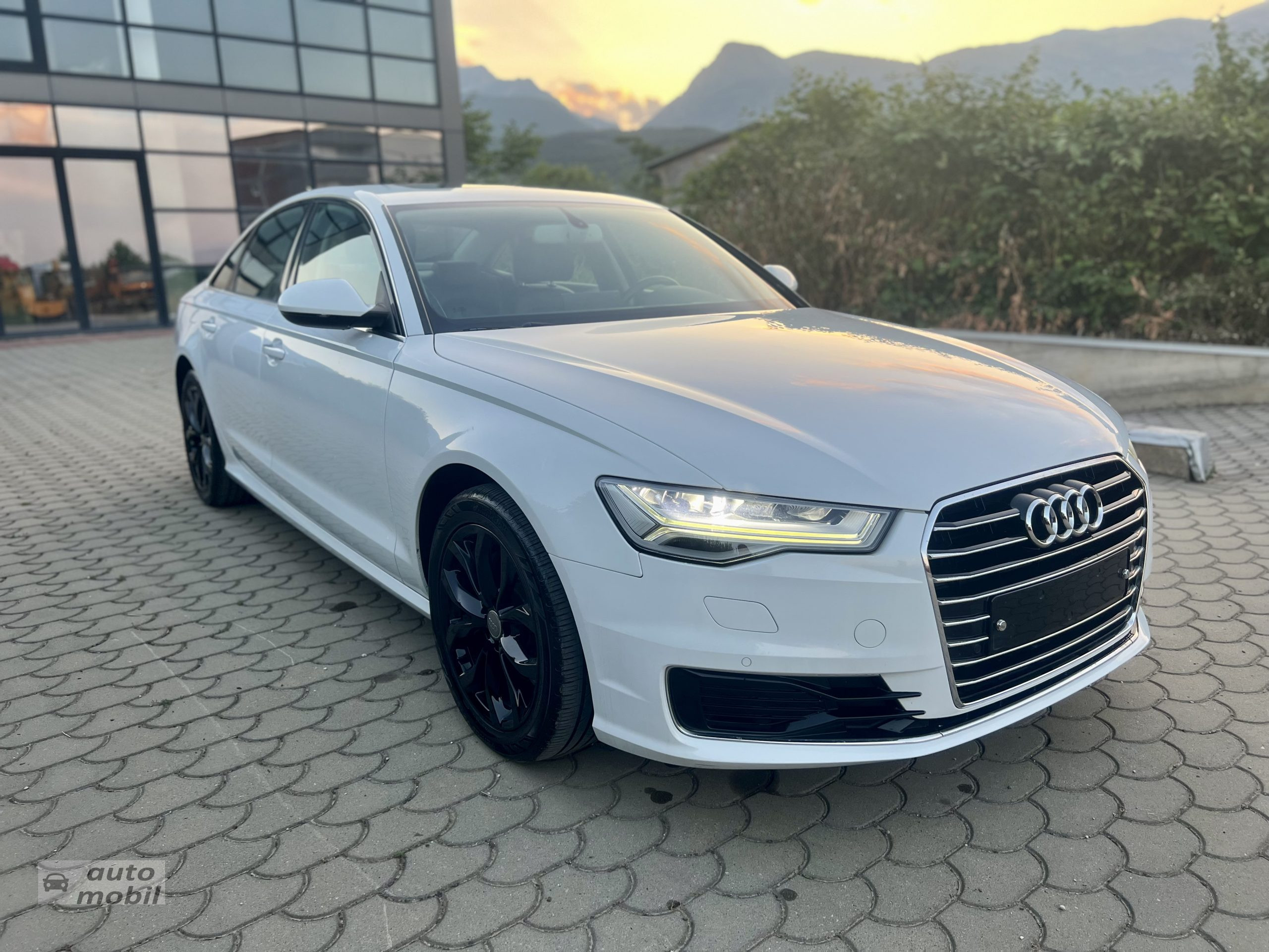 🔘Audi A6 35 TDI 2.0 MatriX 2015